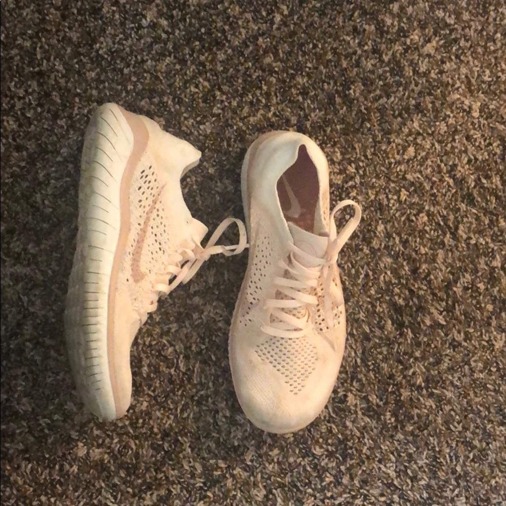 Women’s Nike free run